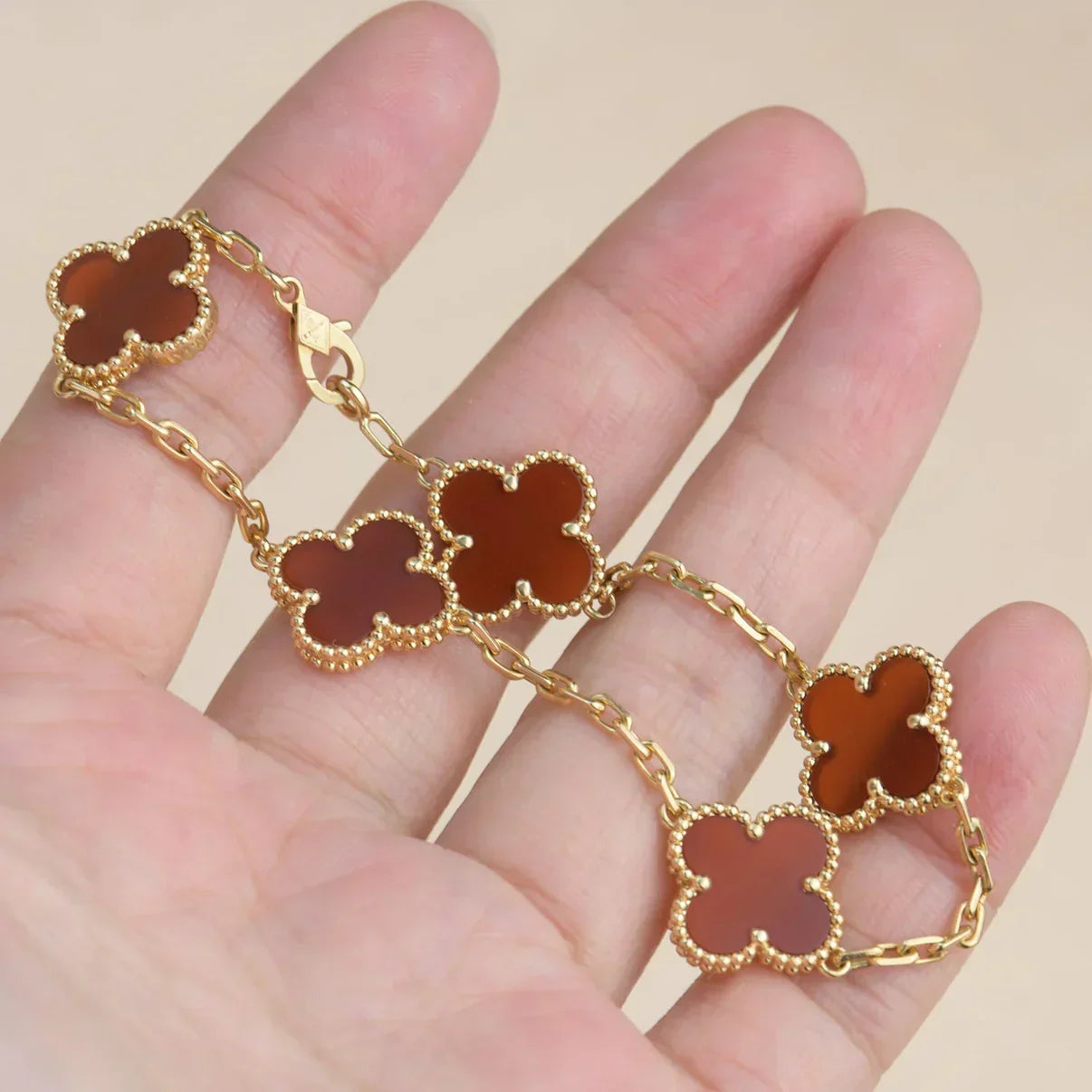 VCA CLOVER 5 MOTIF RED CORNELIAN BRACELET COLLECTION